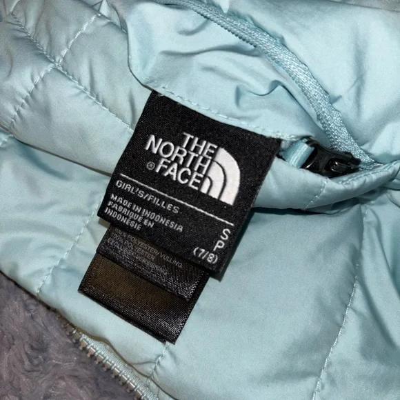 The North Face Kids Teal Puffer Jacket - Picture 6 of 6